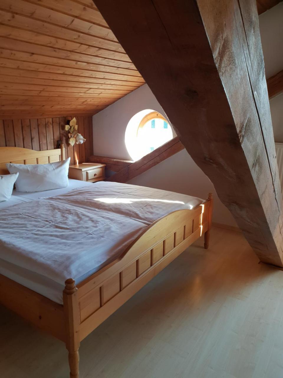 Landgasthof Bock Hotell Gauting Eksteriør bilde