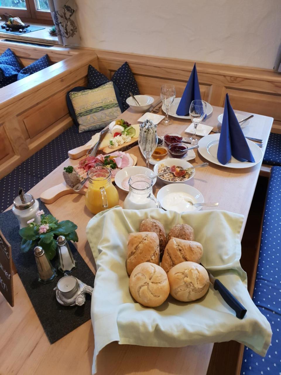 Landgasthof Bock Hotell Gauting Eksteriør bilde